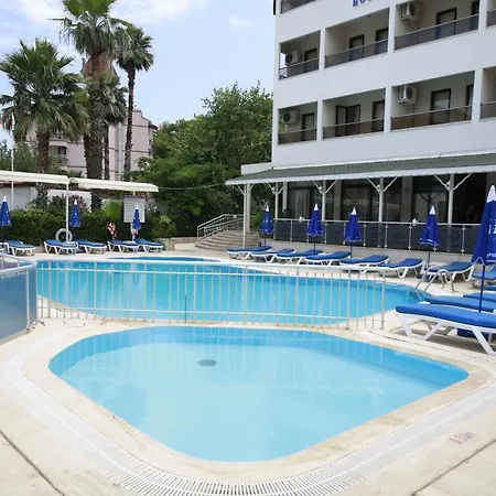 Hotel Portofino & 3*